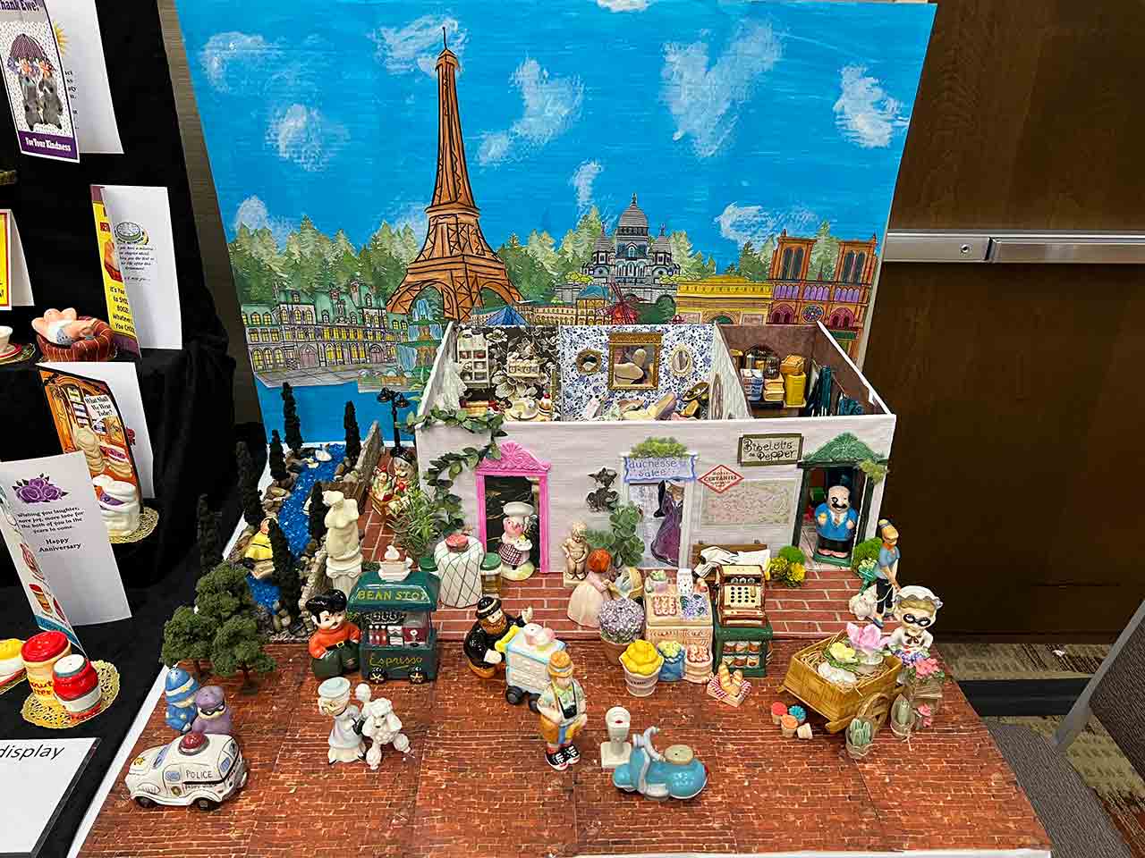 2024_Convention_Contests_Medium_Display_1st_Place_Rue_de_Salt_and_Pepper_by_Christy_Hammar 2024_Convention_Contests_Medium_Display_1st_Place_Rue_de_Salt_and_Pepper_by_Christy_Hammar