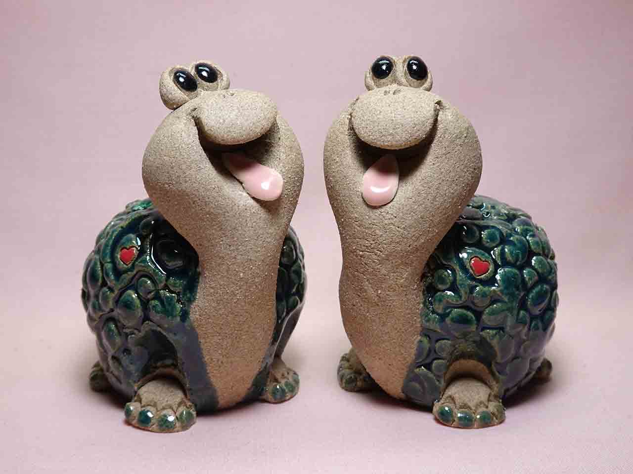 42246 Pence Pets salt and pepper shakers - snails