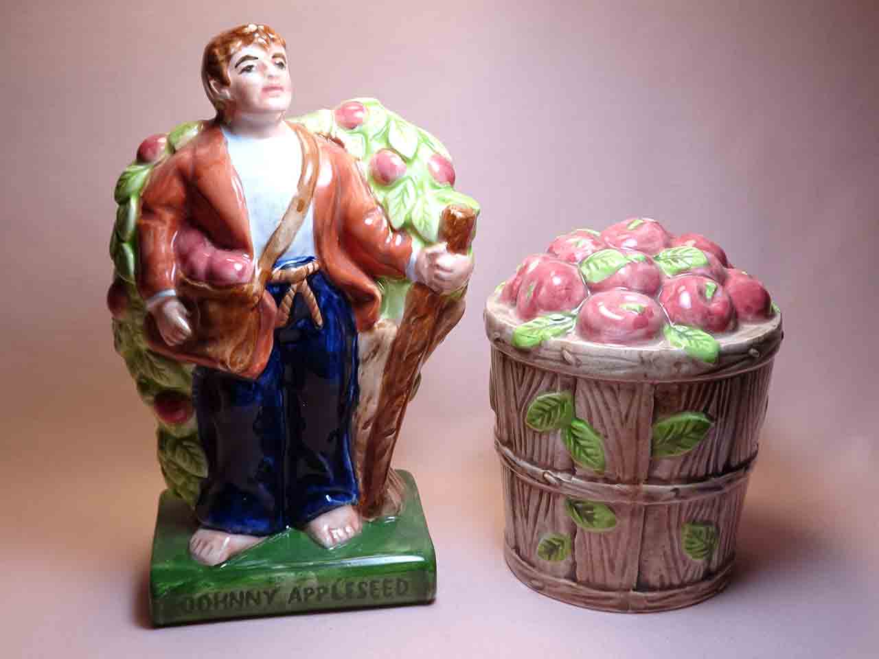 42749 American Folklore series of salt and pepper shakers - Johnny Appleseed