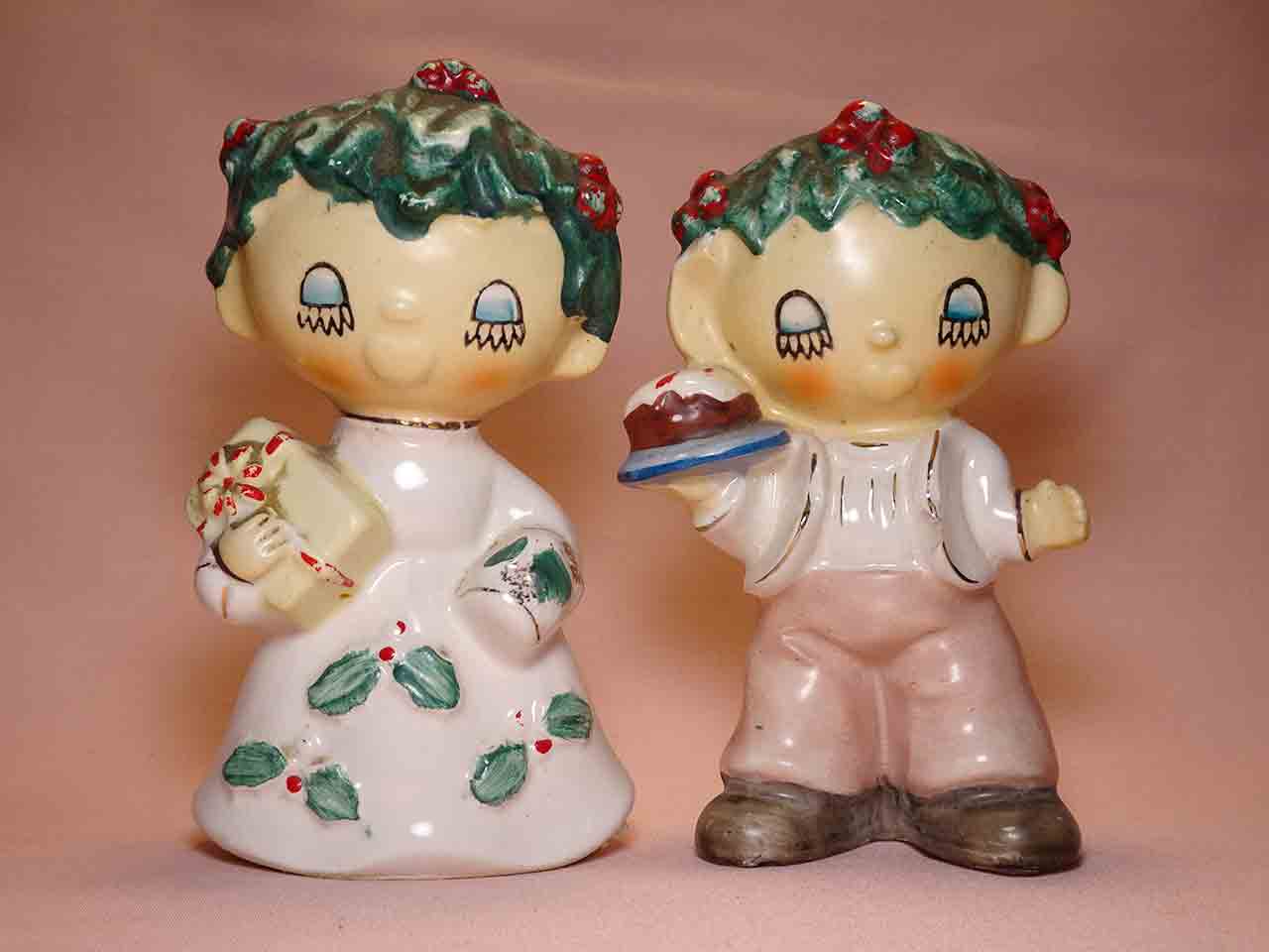 43048 Four Seasons Flower Children salt and pepper shakers - Winter
