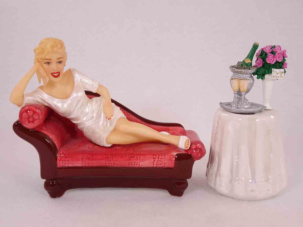 50072 Marilyn Monroe salt and pepper shakers by Clay Art