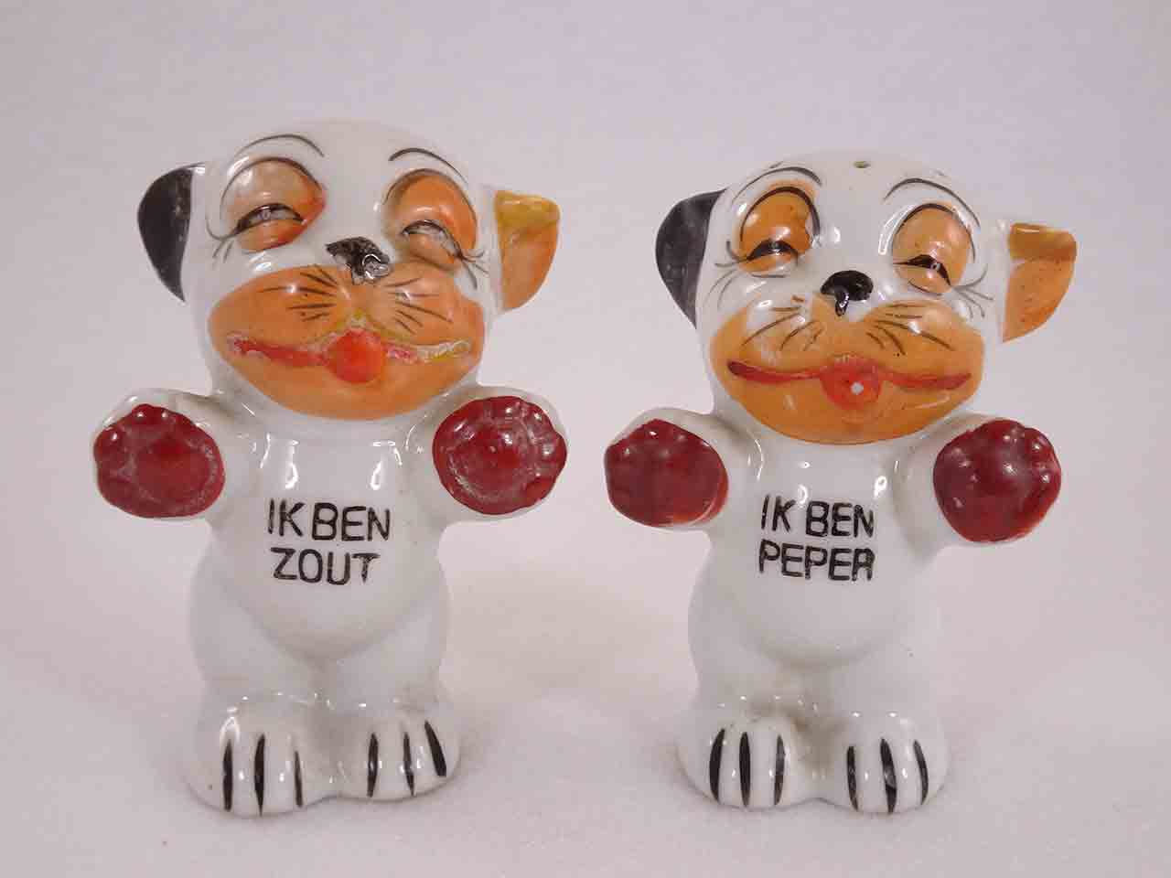 51428 Bonzo dogs salt and pepper shakers