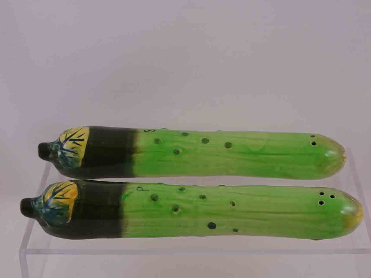 59427 Long boy vegetable series of salt and pepper shakers - cucumbers