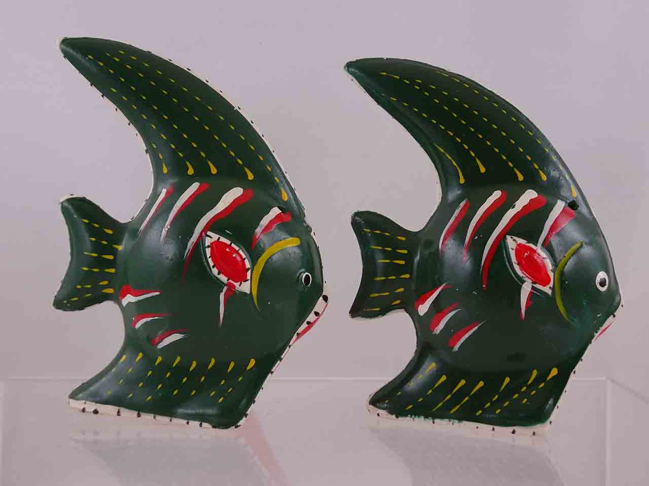 59534 Japan Cold Painted Colorful Fish salt and pepper shakers