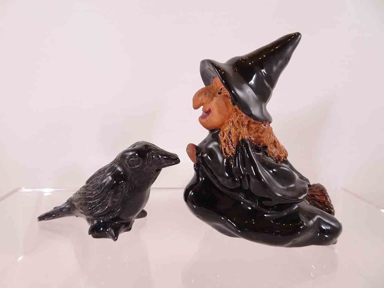 62032 Weese Halloween witch and black crow salt and pepper shakers