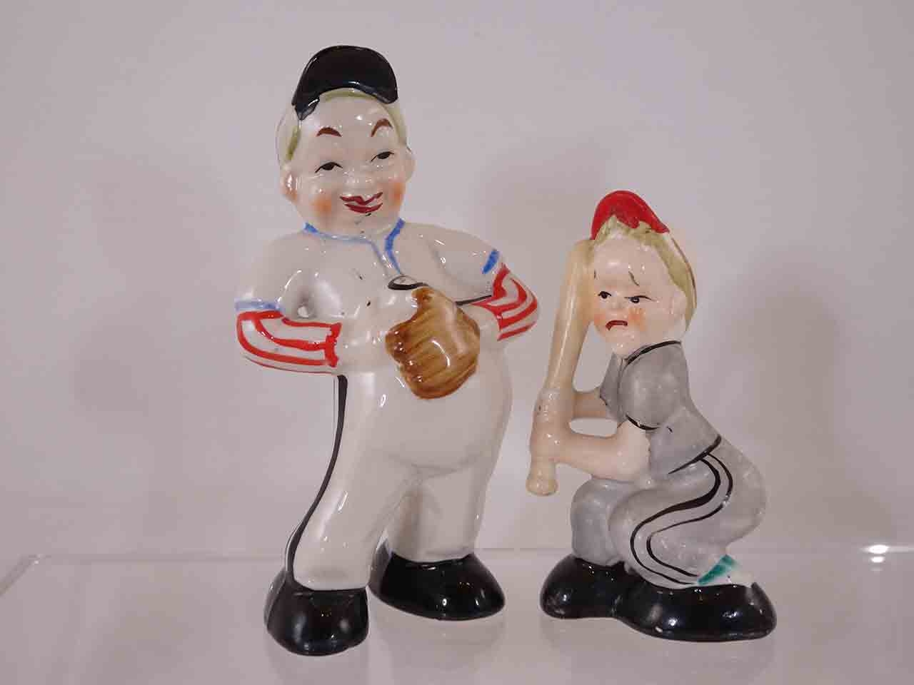 62243 Japan Same Guys Playing Different Sports - baseball players salt and pepper shakers