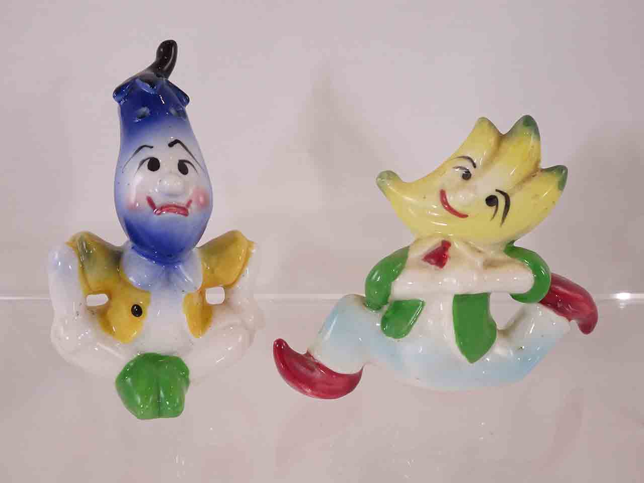 62688 Posing Pairs series of anthropomorphic eggplant and banana salt and pepper shakers