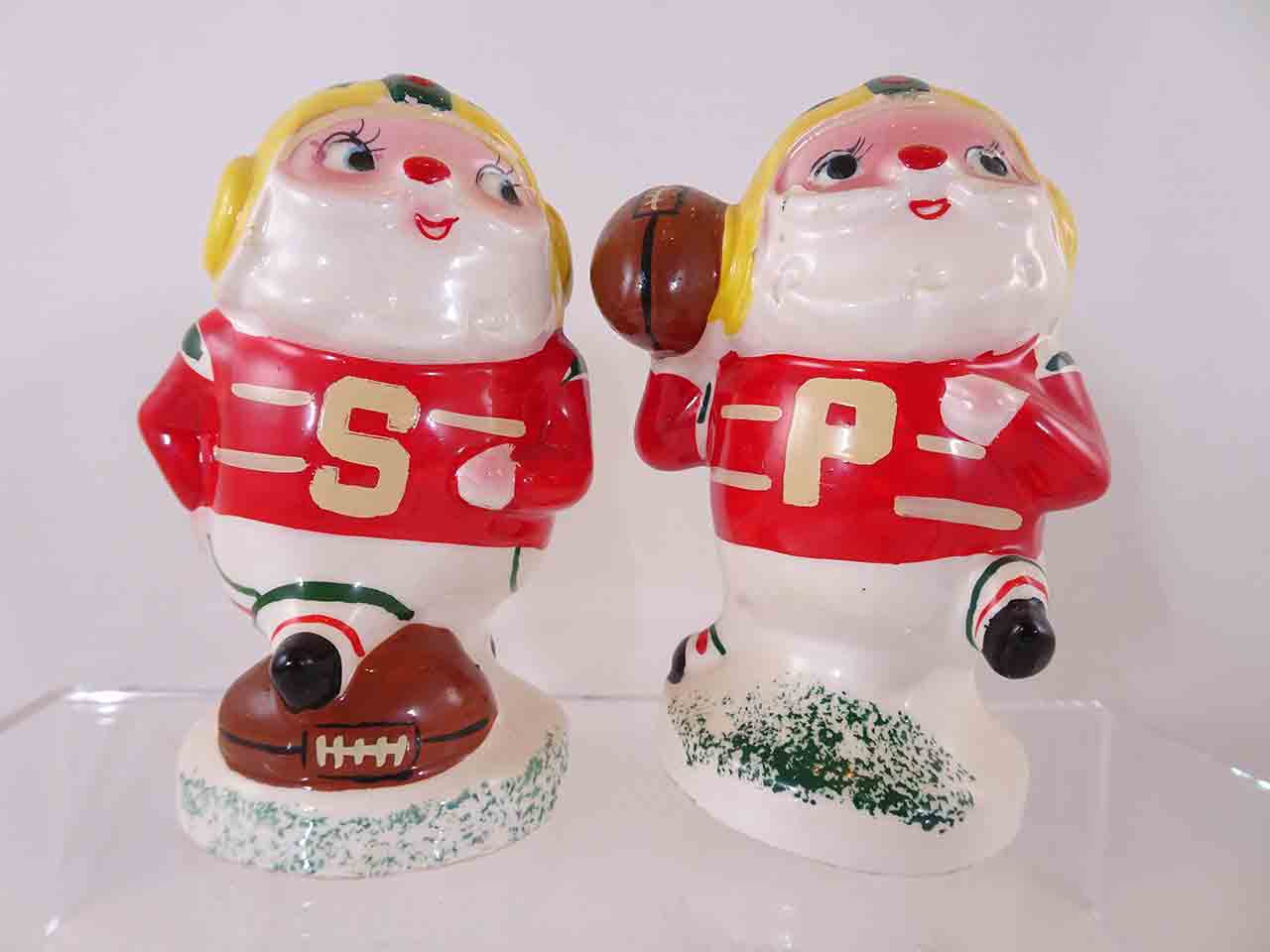 63136 Lego Japan Christmas Santa Claus playing sports salt and pepper shaker series - football