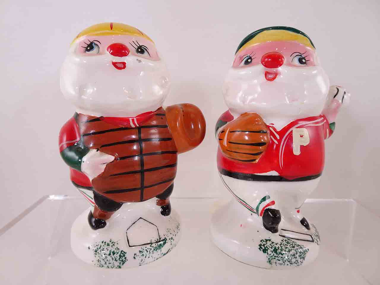 63137 Lego Japan Christmas Santa Claus playing sports salt and pepper shaker series - baseball