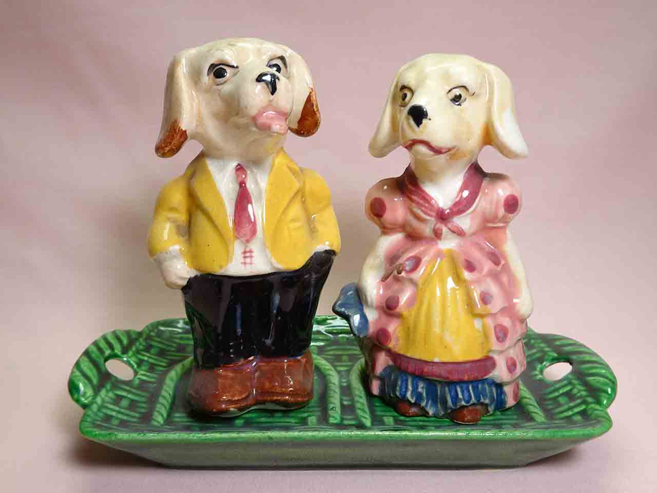 40532 Dressed animal couples on green trays salt and pepper shakers - dogs