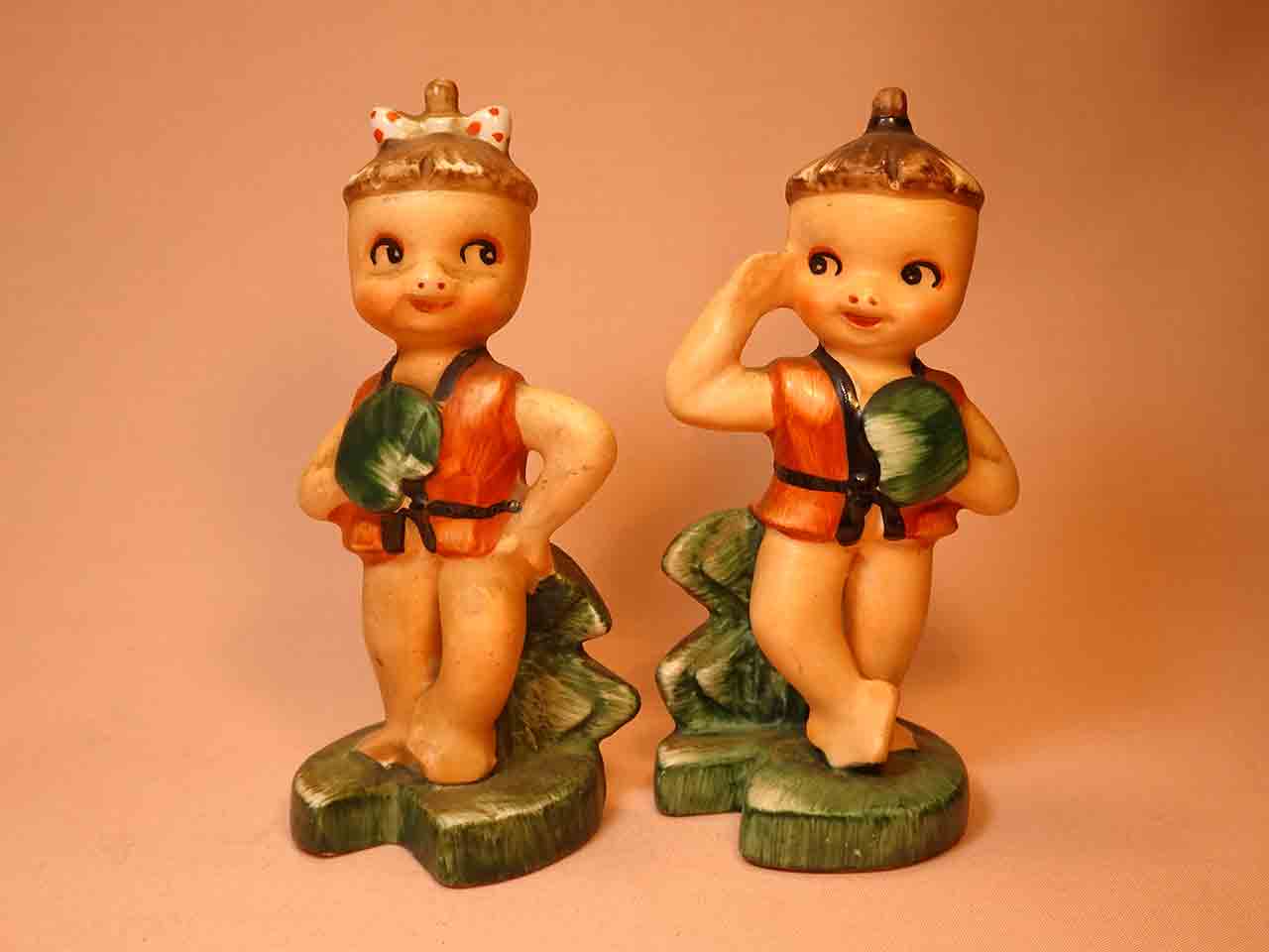 43733 Kappas salt and pepper shakers
