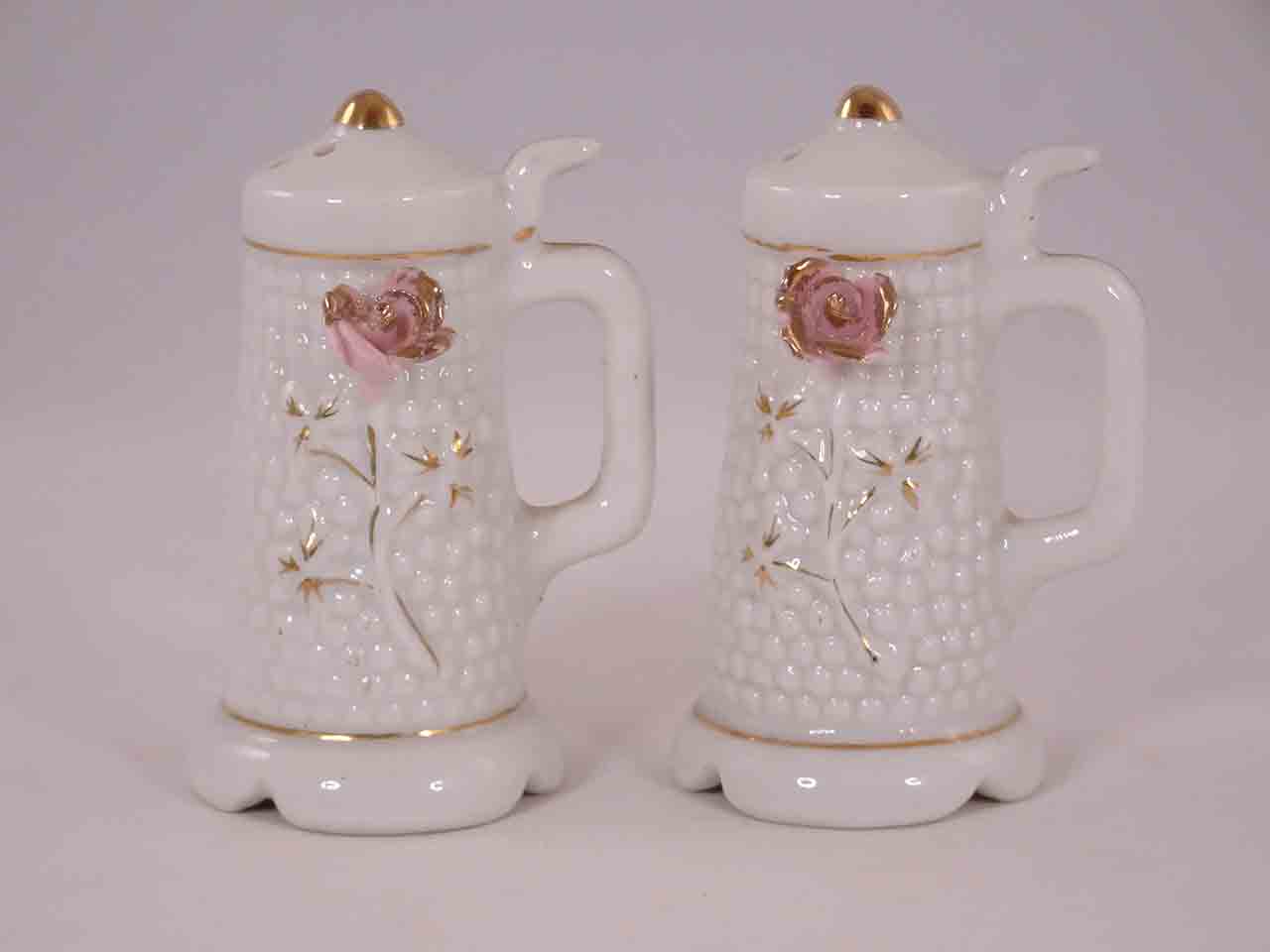 46909 Steins salt and pepper shakers
