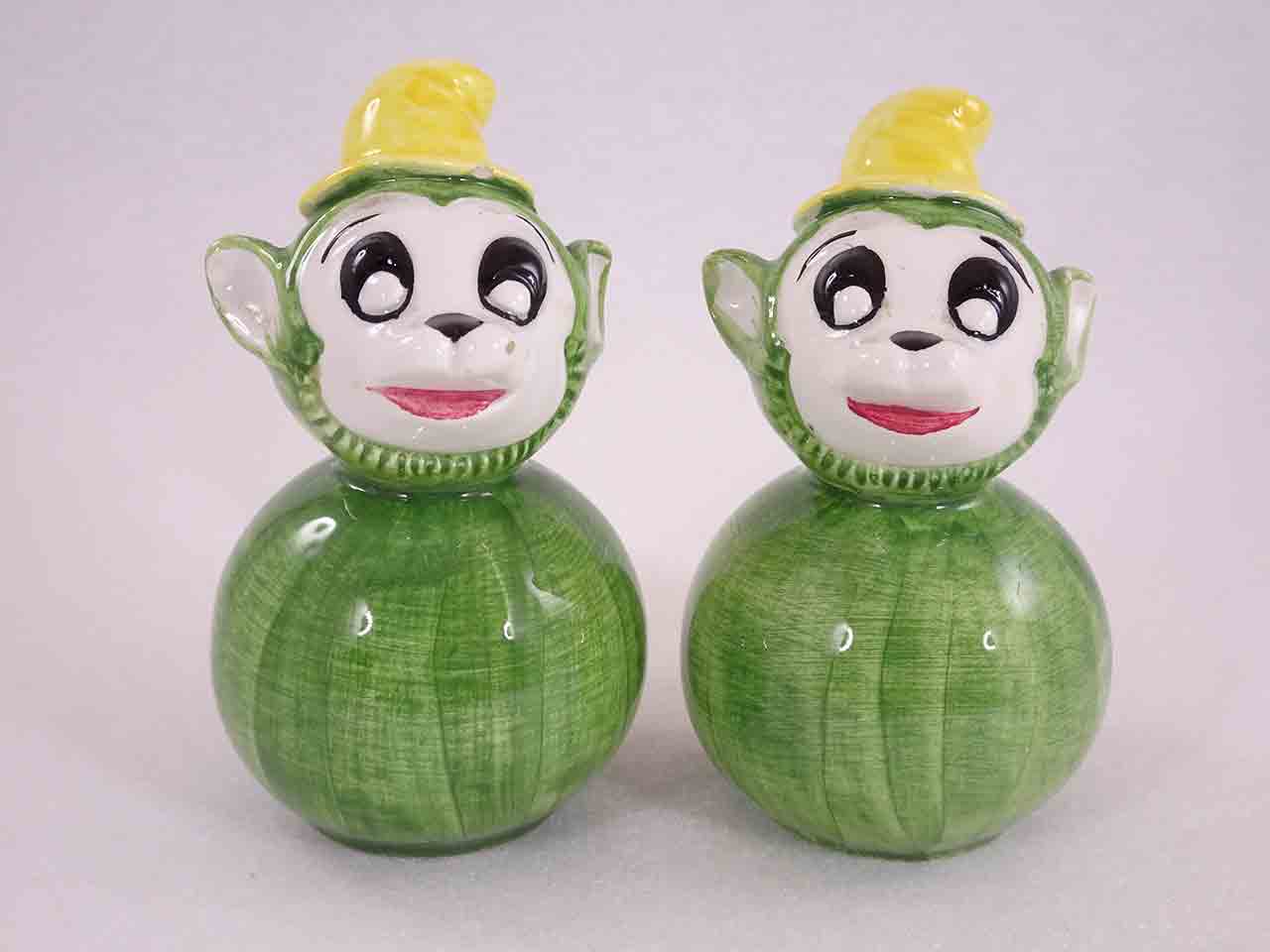 51426 Green monkeys? from Italy salt and pepper shakers