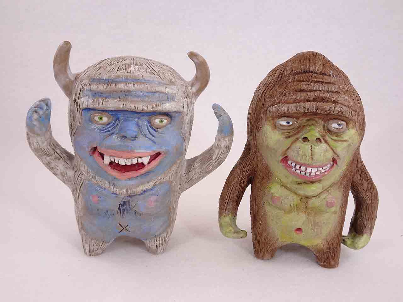 51439 Yeti and Sasquatch salt and pepper shakers