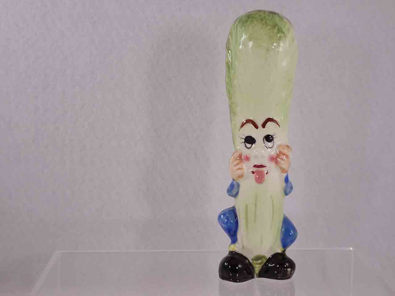 52454 Anthropomorphic tall vegetable salt and pepper shakers - lettuce