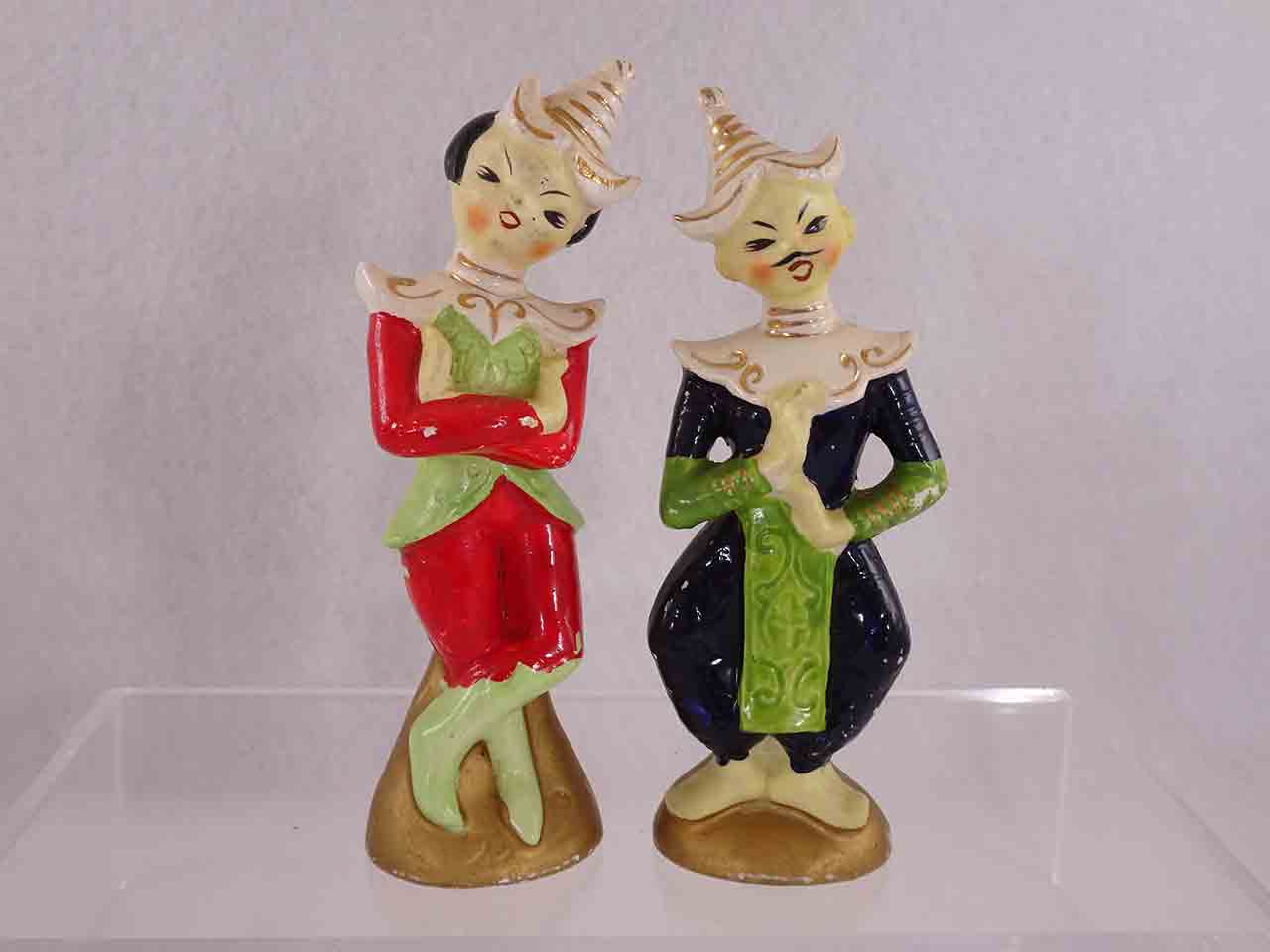 52856 Southeast Asian dancers / royalty salt and pepper shakers