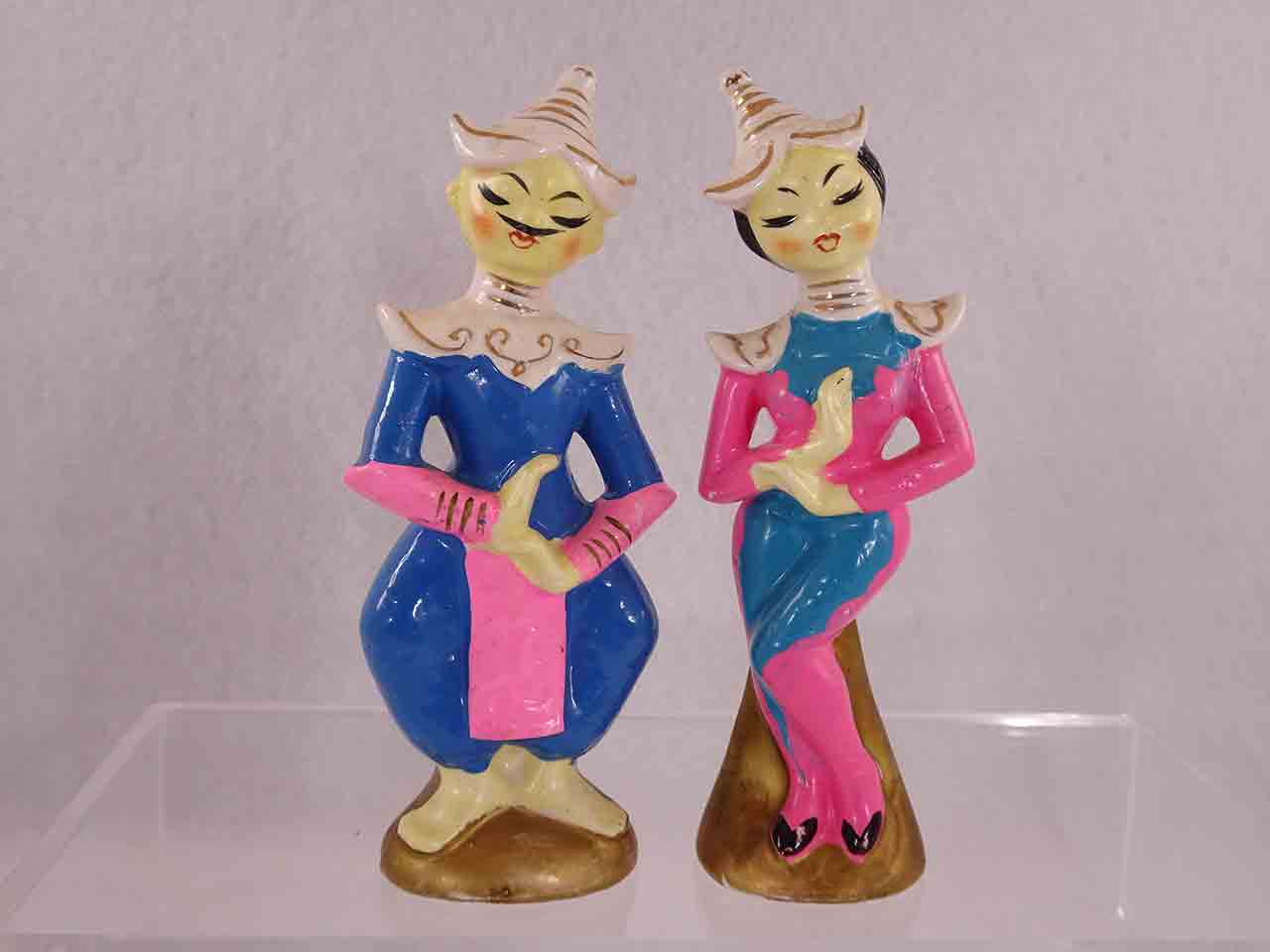 52857 Southeast Asian dancers / royalty salt and pepper shakers