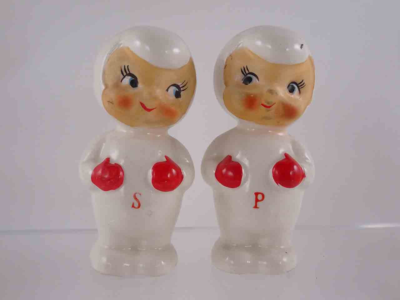53637 Holt Howard snow baby like kids salt and pepper shakers