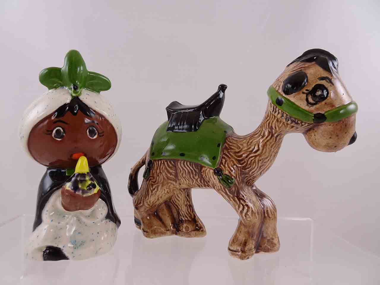 55014 Jean Grief nativity scene series of salt and pepper shakers - Wise man & camel