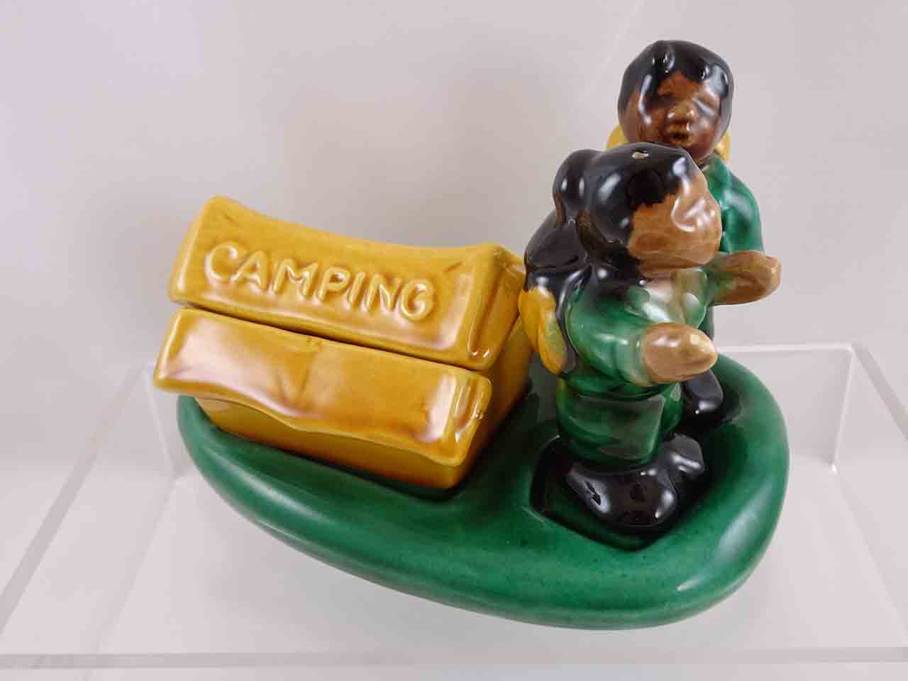 55087 Vallauris campers with tent condiment salt and pepper shaker set