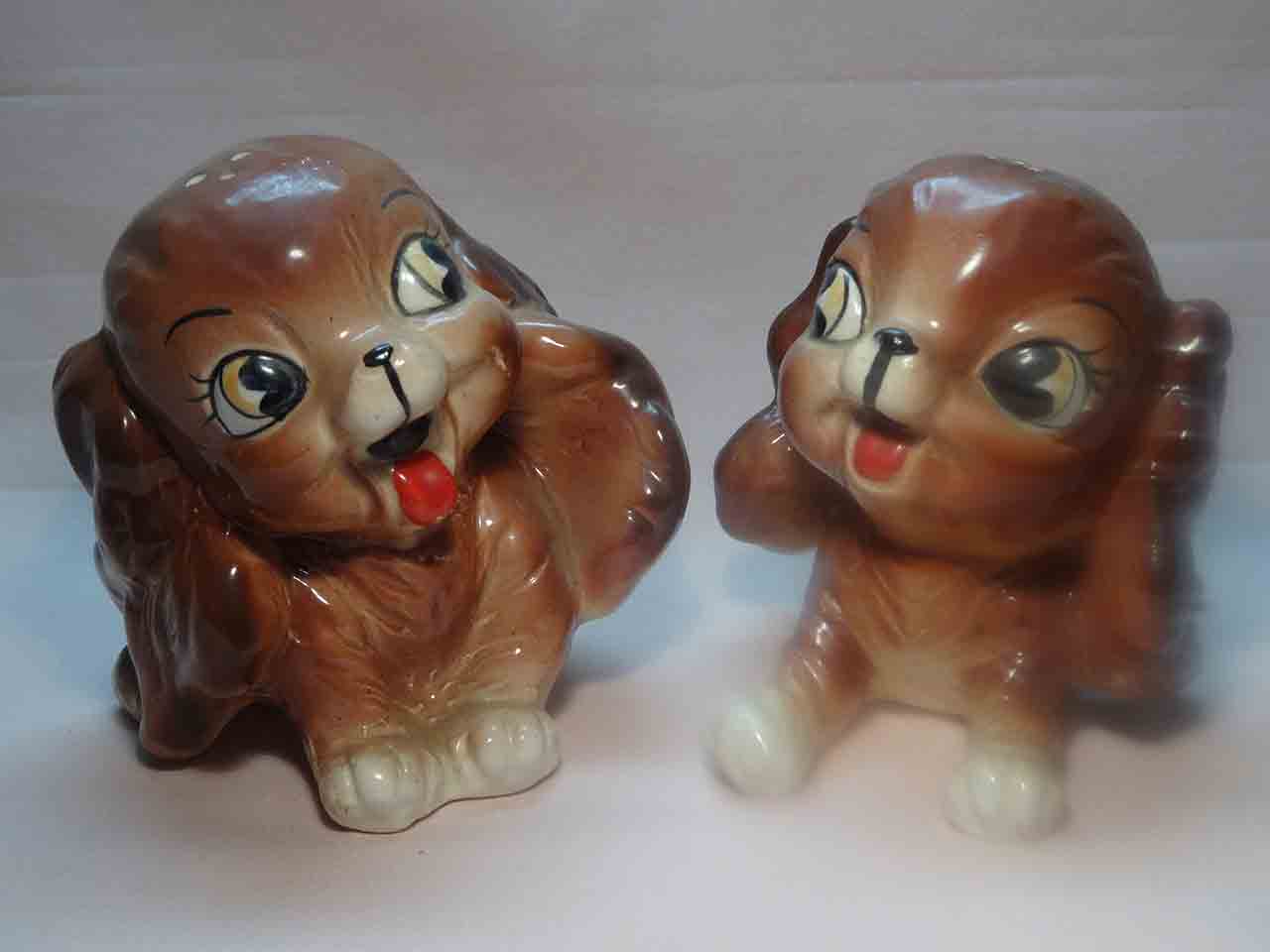 30468 Kreiss animals salt and pepper shakers - large dogs