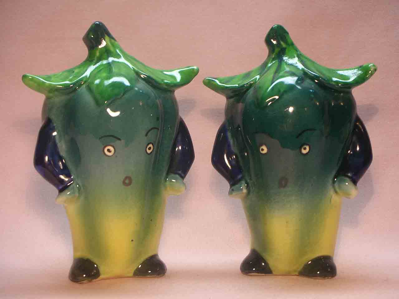 1144 Teenie Weenie series of anthropomorphic mixed vegetables and fruit salt and pepper shakers - peppers