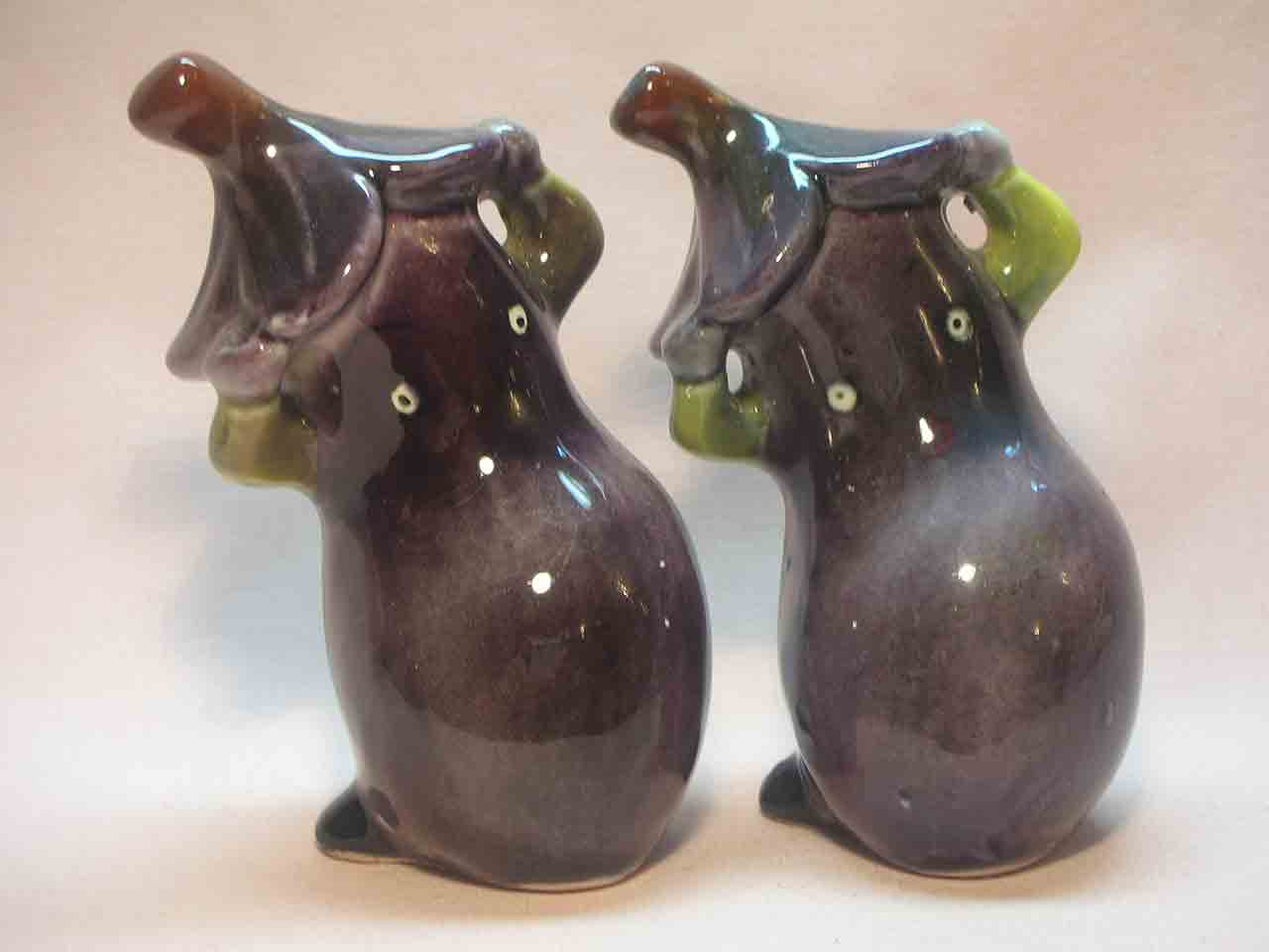 1150 Teenie Weenie series of anthropomorphic mixed vegetables and fruit salt and pepper shakers - eggplants
