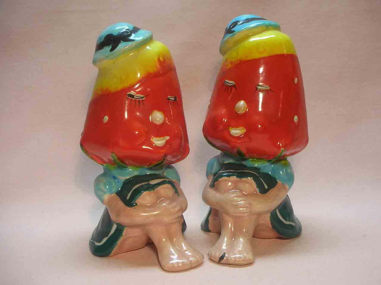 1207 Anthropomorphic salt and pepper shakers called "2 of a Kind" - strawberries