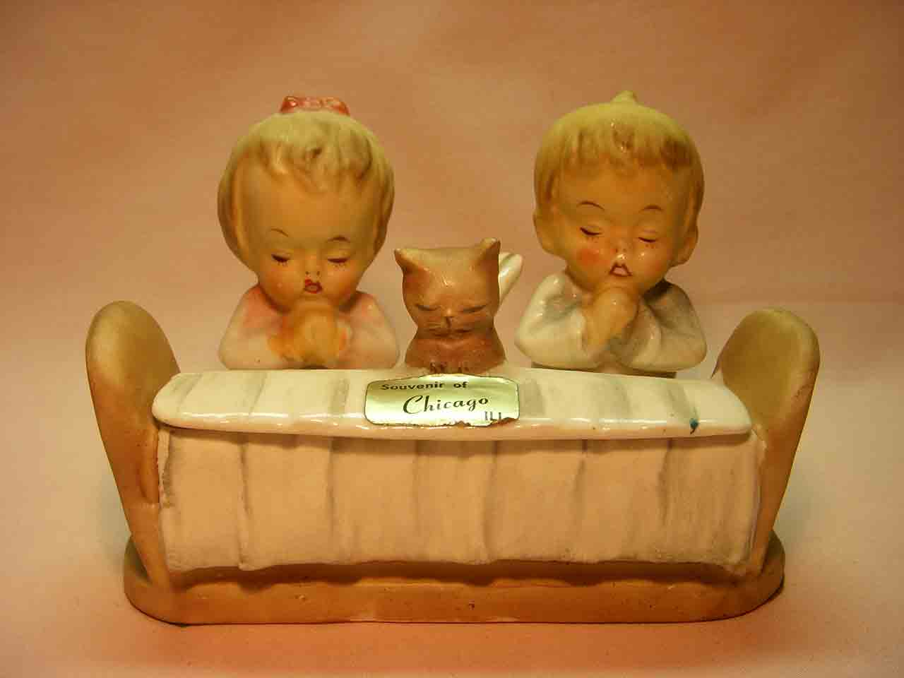 5962 Bedtime prayer salt and pepper shakers and condiment set
