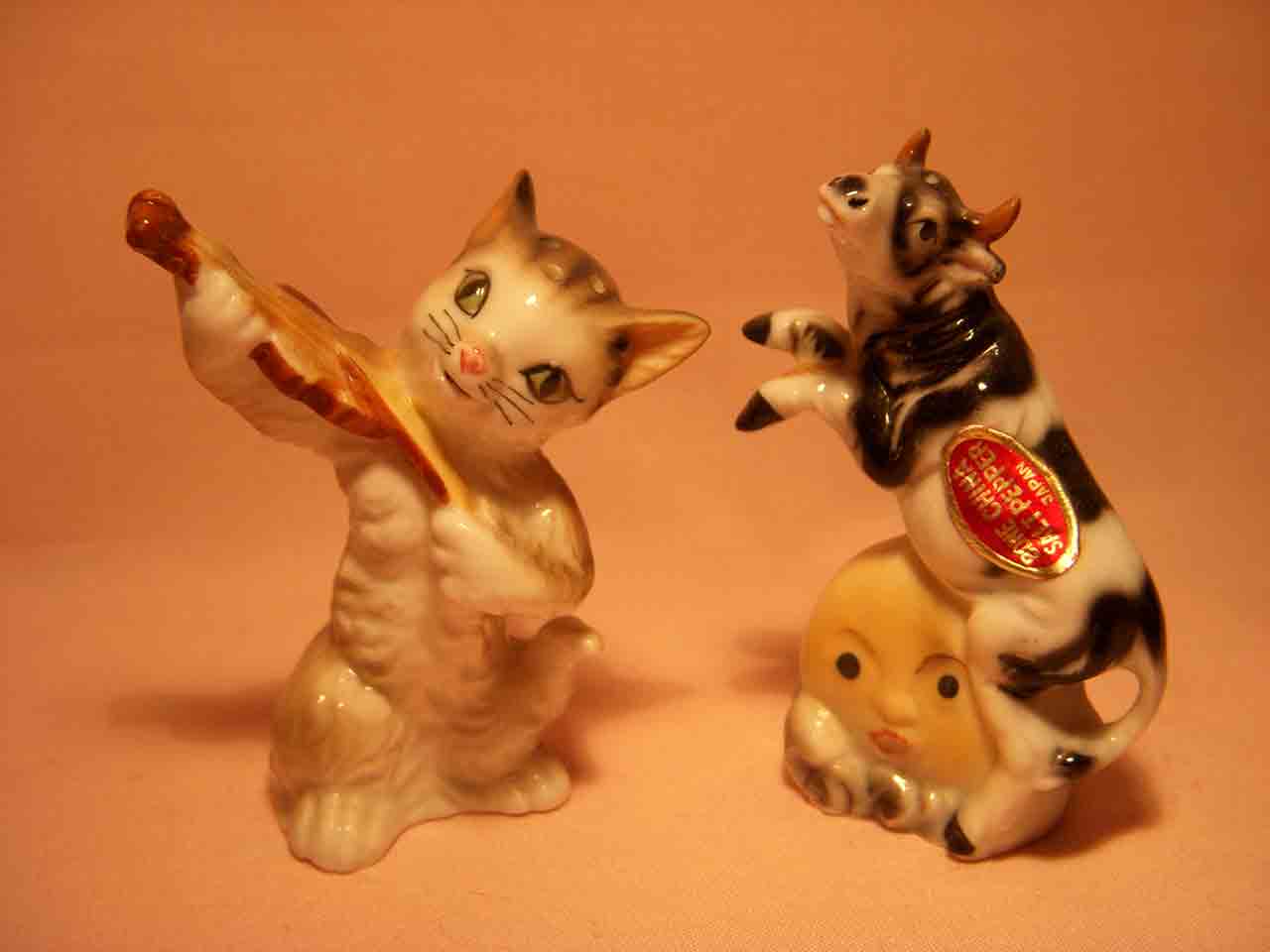 6628 Bone China miniature nursery rhymes salt and pepper shakers - Cat and the Fiddle