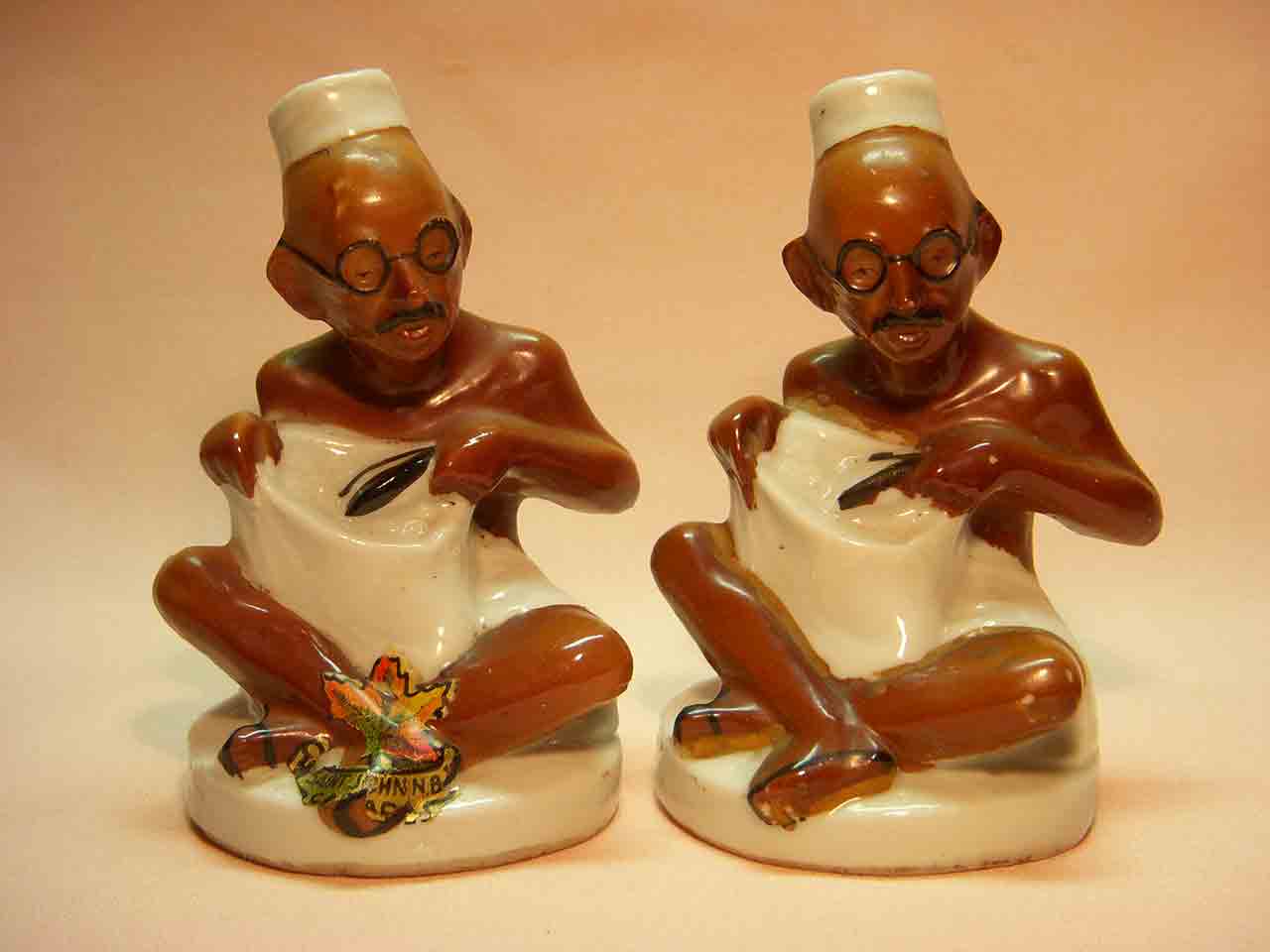 6847 Gandhi salt and pepper shakers - made in Germany