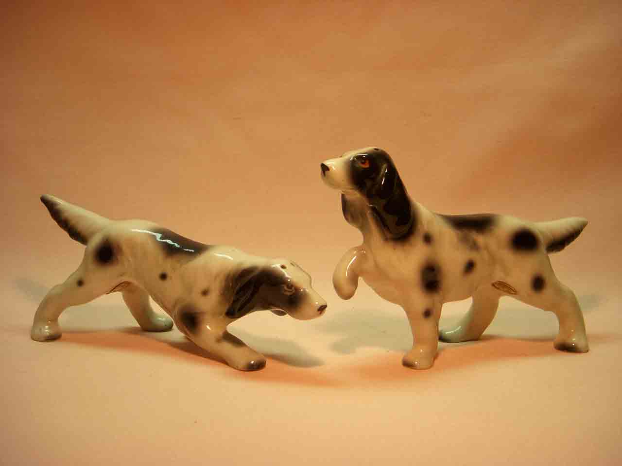 7119 Relco Japan realistic dog breed series of salt and pepper shakers - English Setters