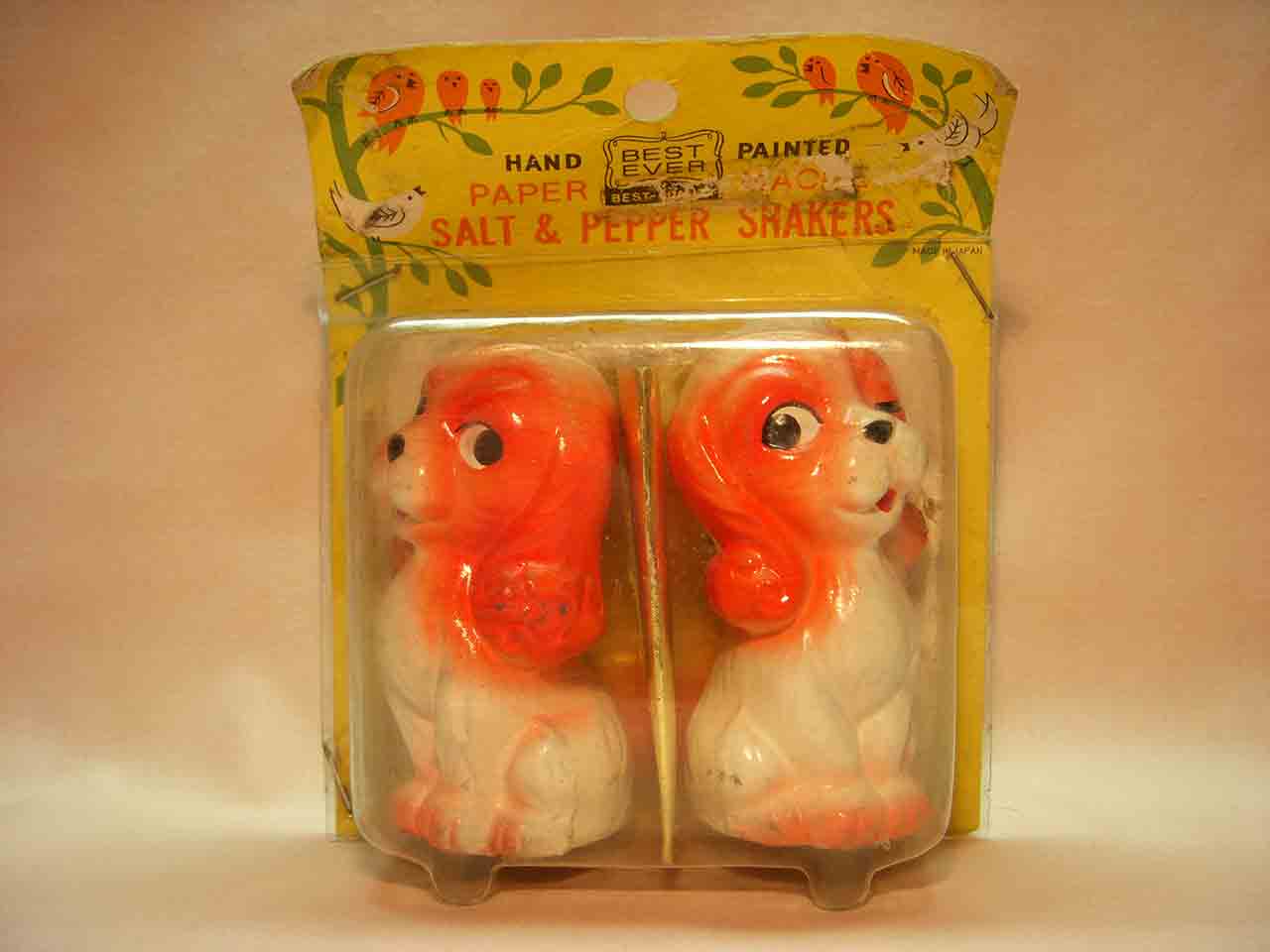 7299 Paper Mache series - dogs - salt and pepper shakers