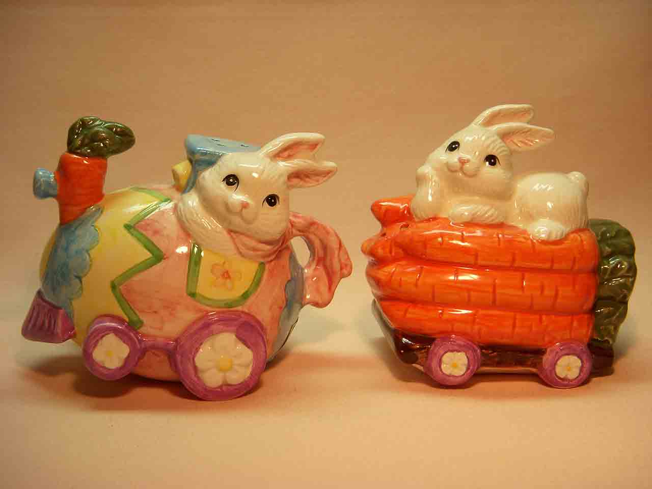 8345 Easter bunny rabbits in holiday vehicles salt and pepper shakers series