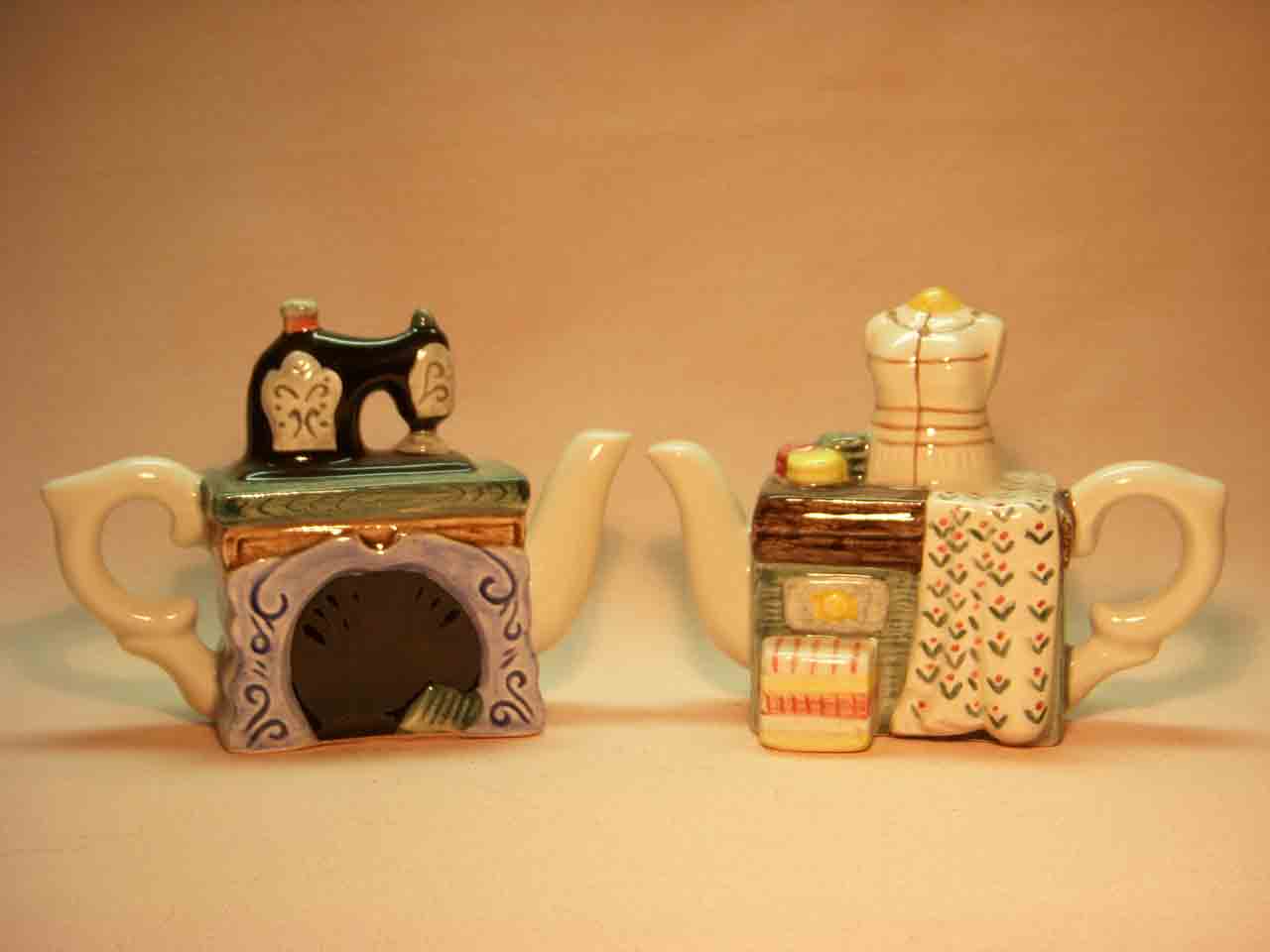 14408 OCI teapots salt and pepper shakers series