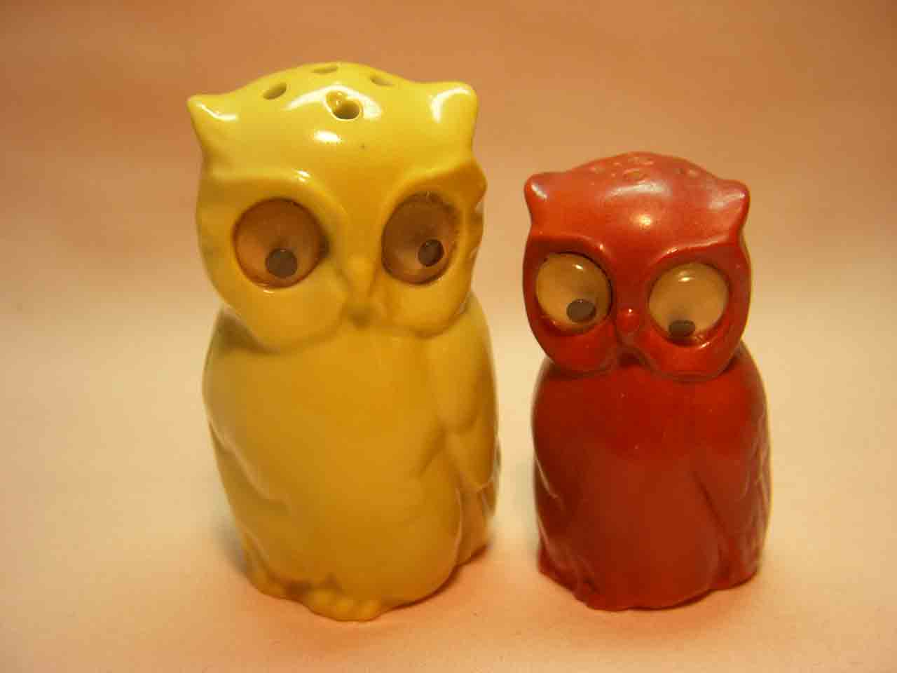 19621 Germany google-eyed animal salt and pepper shakers - owls
