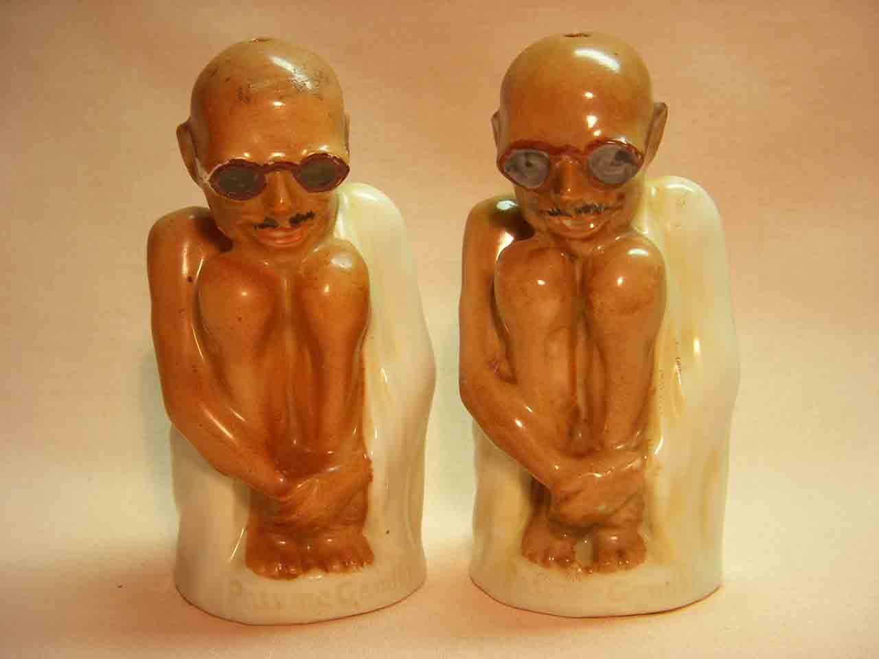 21195 Gandhi salt and pepper shakers - made in Germany
