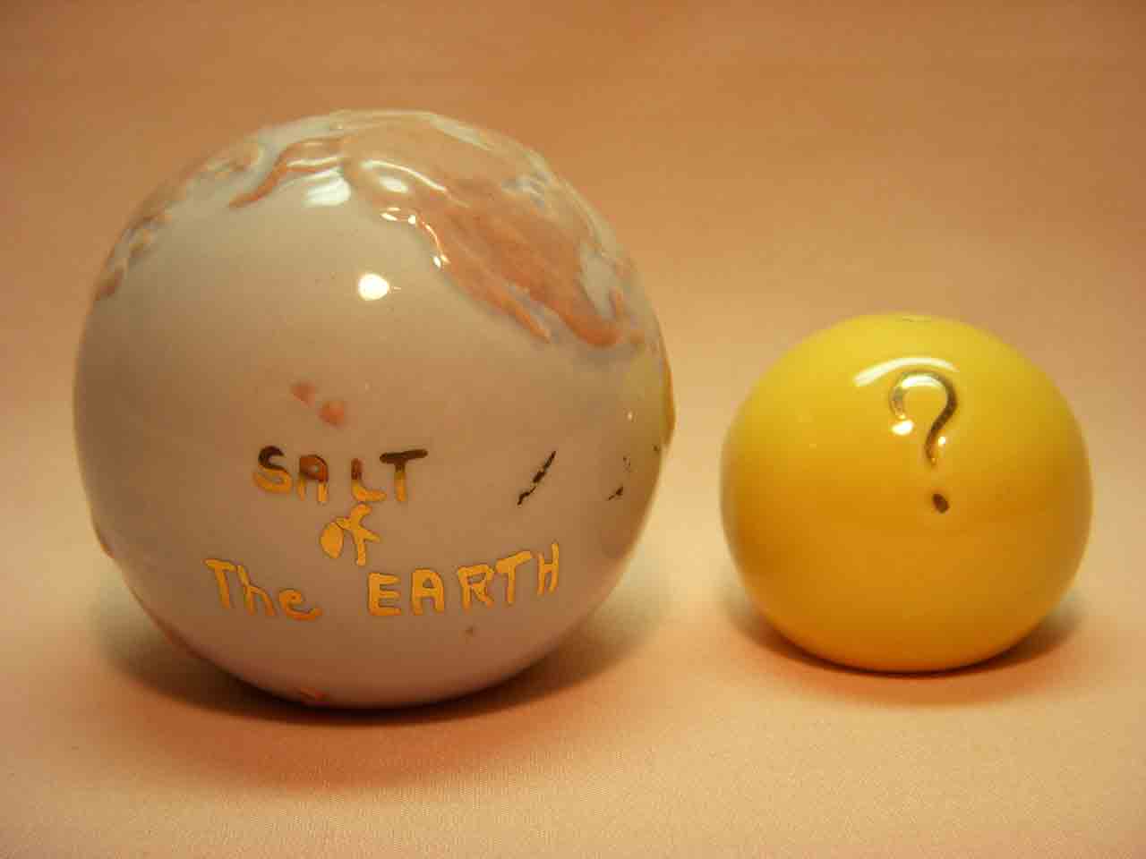 21595 Vallona Starr salt of the earth salt and pepper shakers
