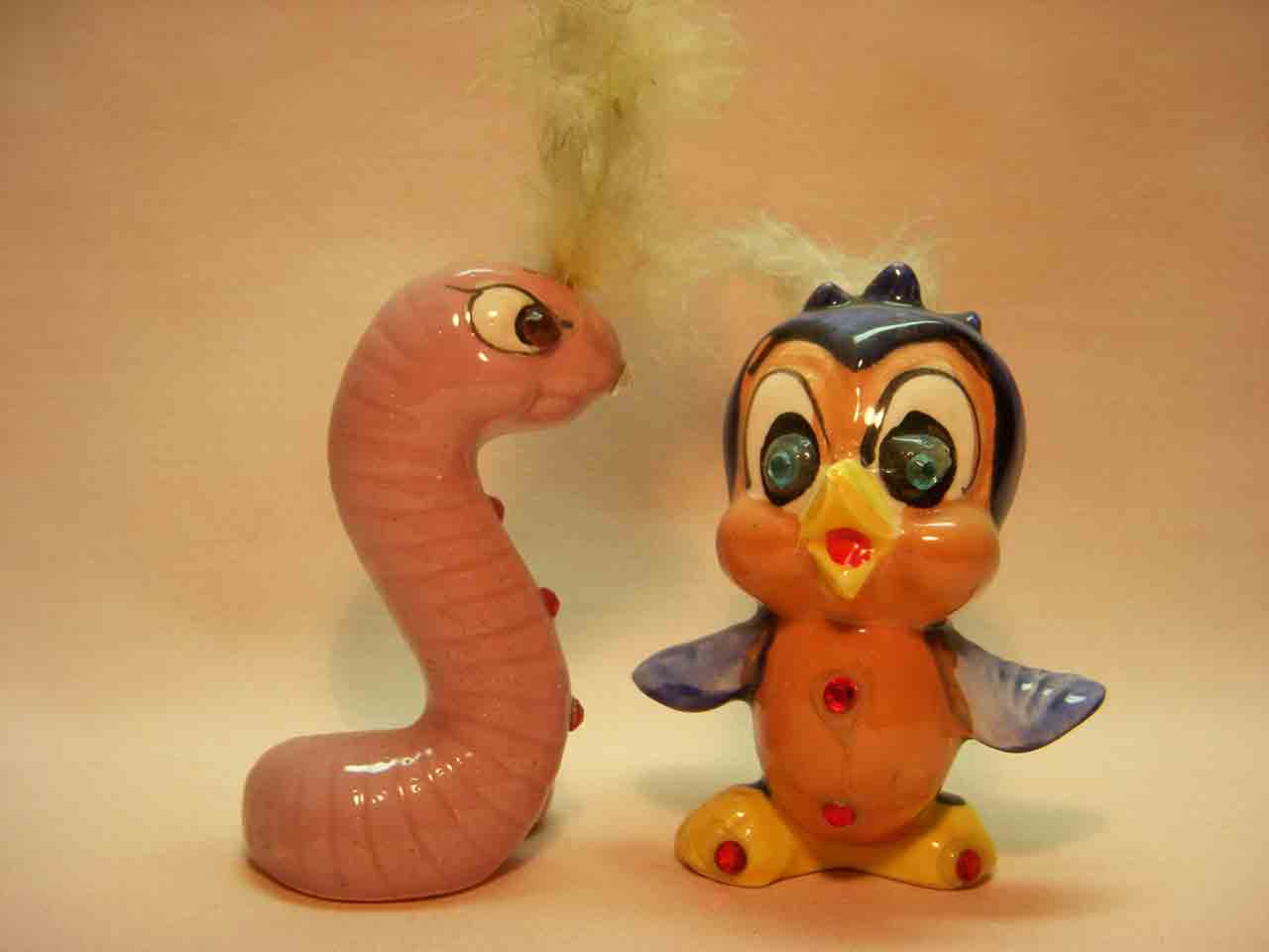 21916 Kreiss bird with worm salt and pepper shakers