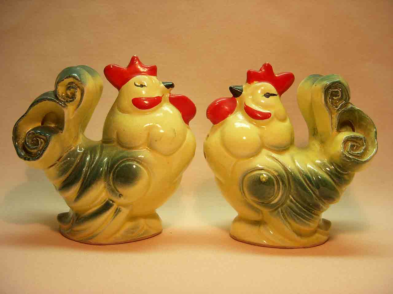 21931 Kreiss chickens salt and pepper shakers