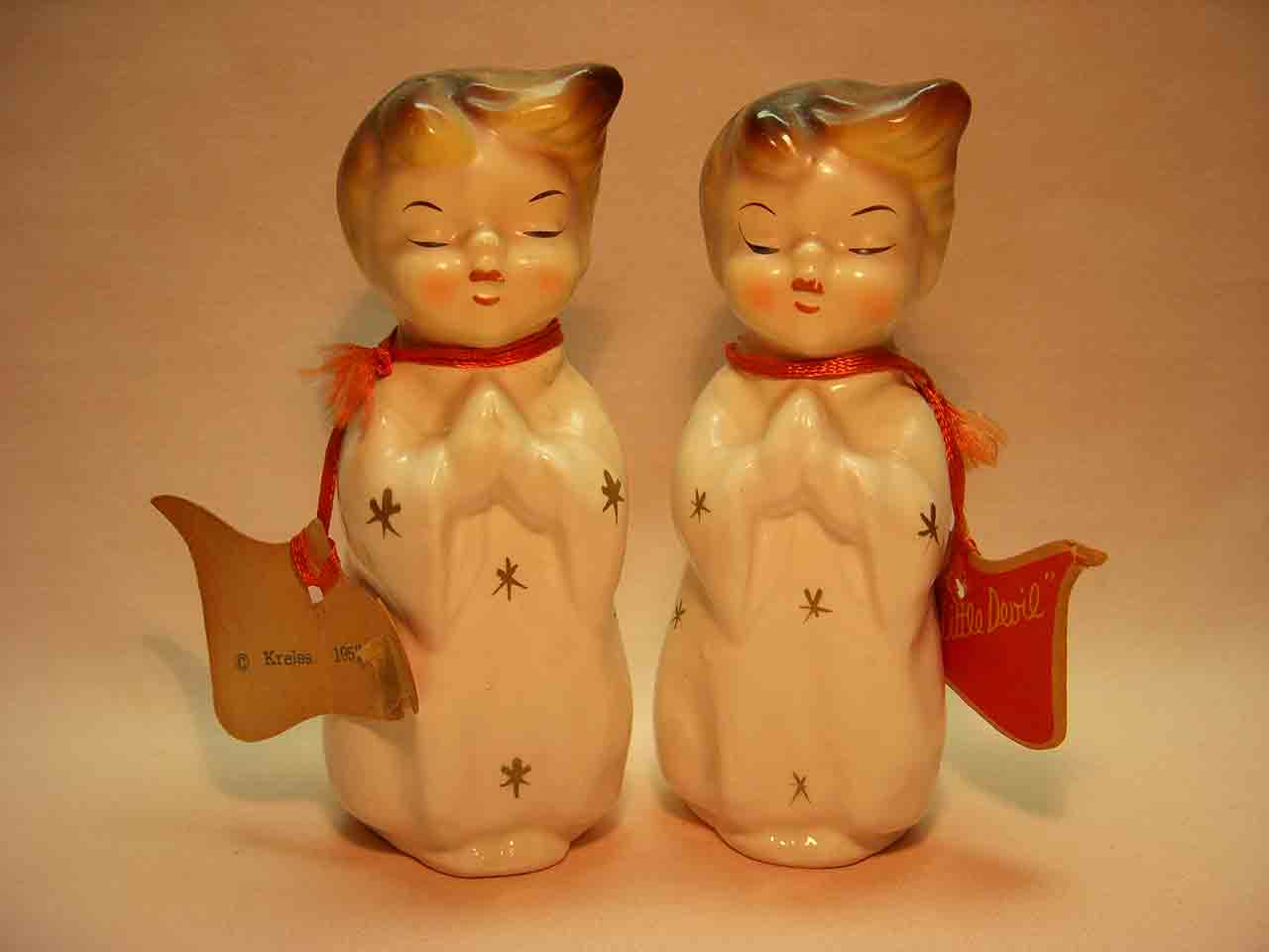 21938 Kreiss children praying salt and pepper shakers