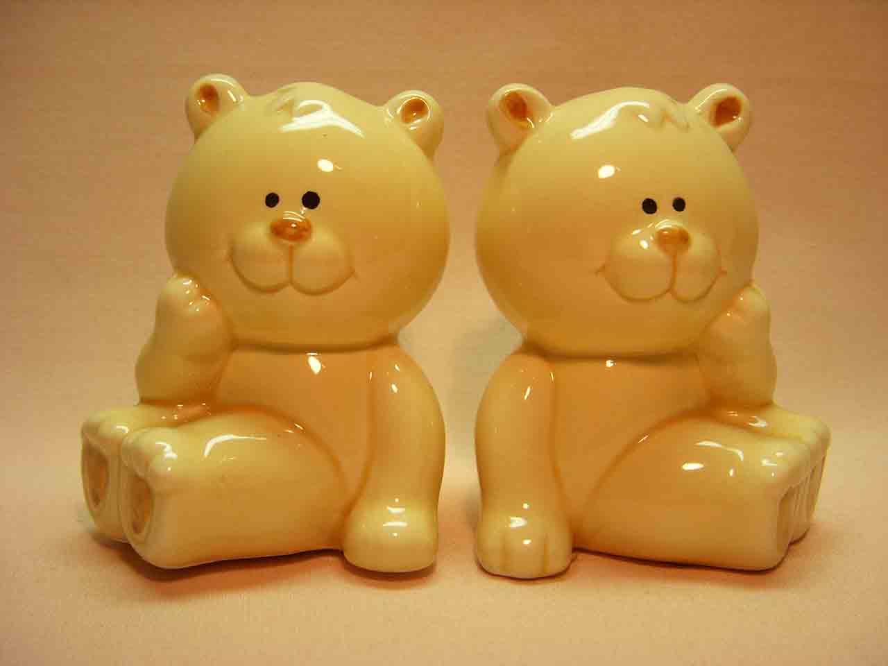 21974 Josef Original animals salt and pepper shakers series - bears