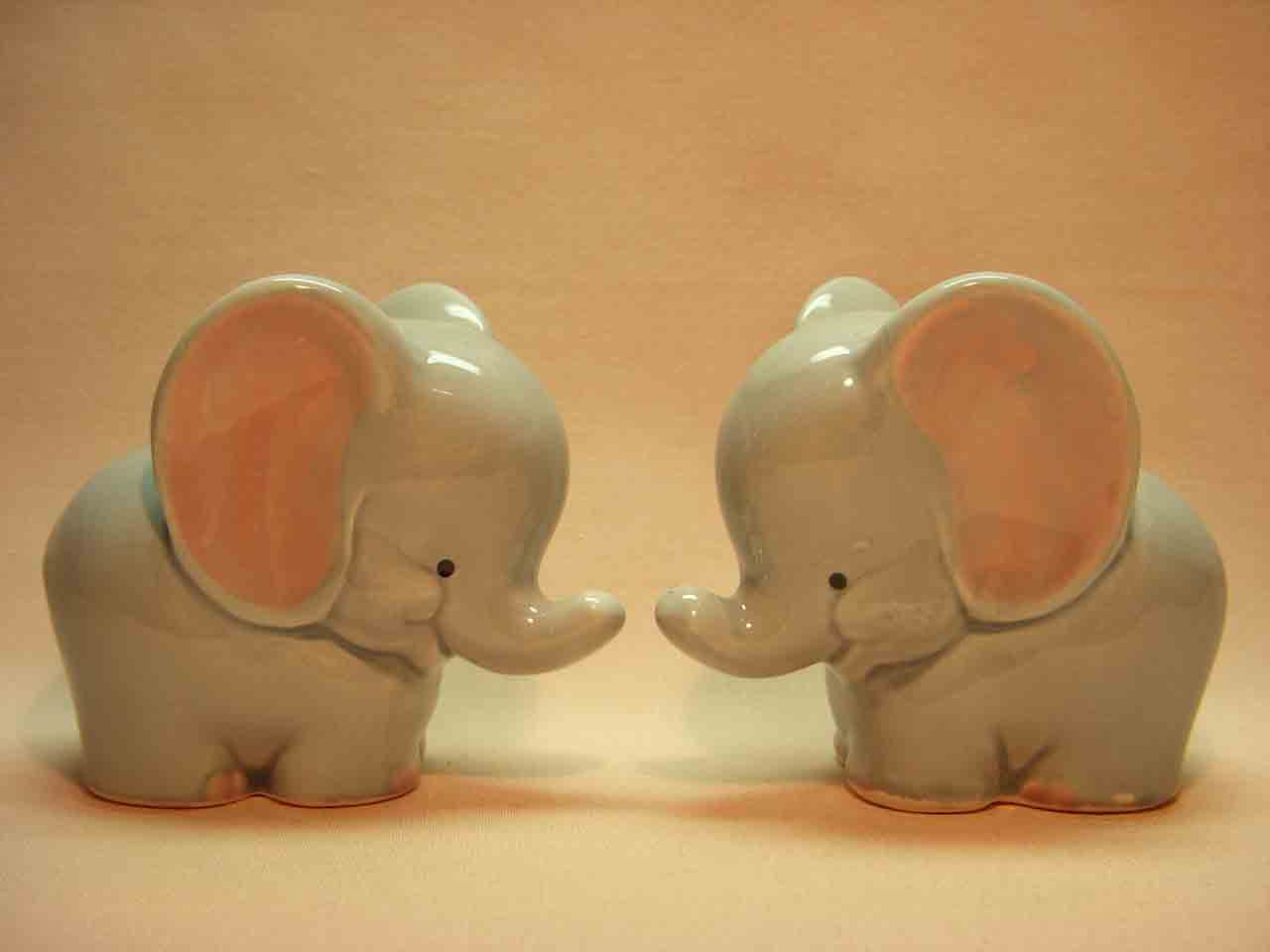 21975 Josef Original animals salt and pepper shakers series - elephants