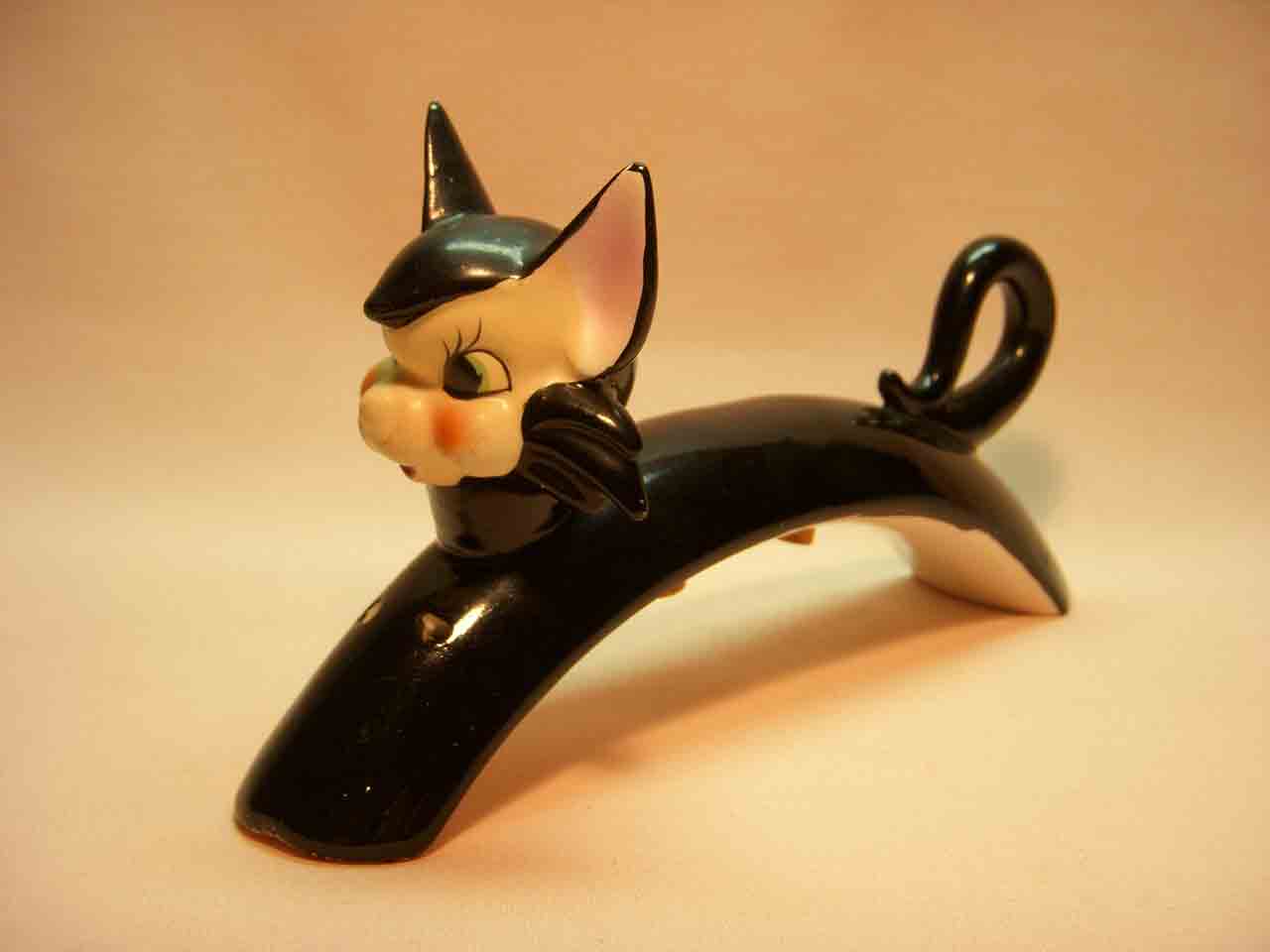 22154 Long arched black cat one piece salt and pepper shaker